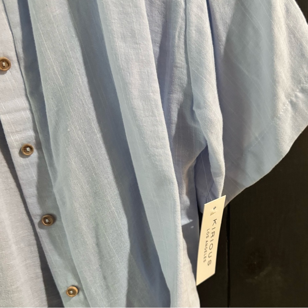 Cropped button down top - Picture 2 of 3